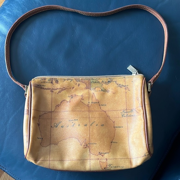 Alviero Martini small pocketbook. - Picture 2 of 5